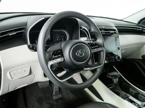 Used 2023 Hyundai Tucson SEL FWD image 4
