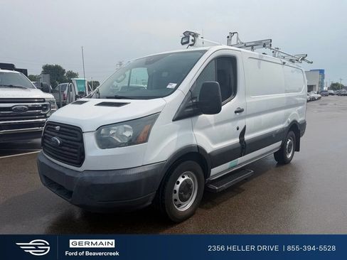 Used 2016 Ford Transit 250 130 Low Roof RWD image 4