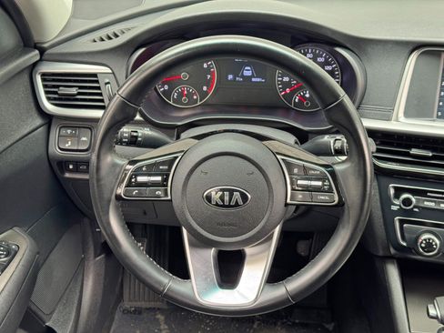 Used 2020 Kia Optima S FWD image 18