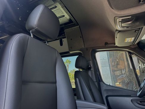 Used 2024 Mercedes-Benz Sprinter 144 Cargo image 17