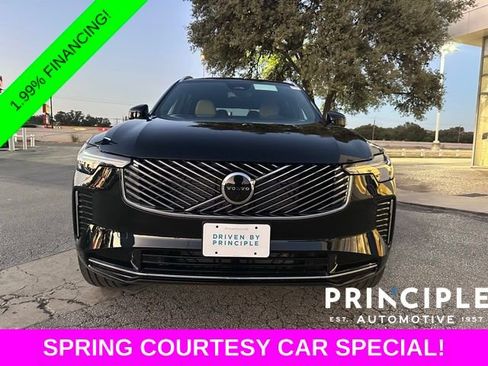 New 2026 Volvo XC90 B5 Core AWD/4WD image 3