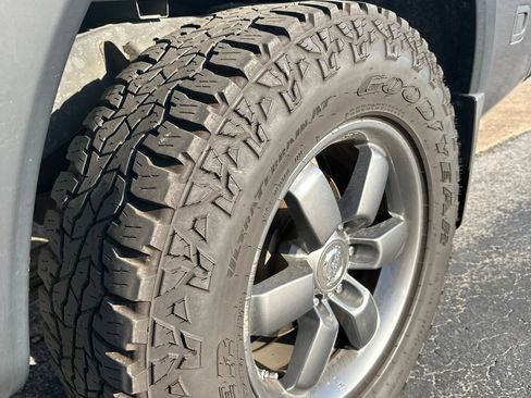 Used 2014 Nissan Titan PRO-4X AWD/4WD image 7