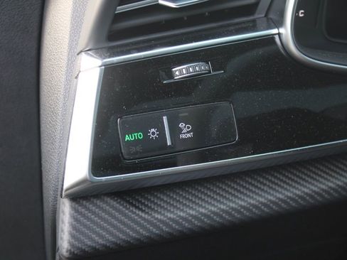 Used 2026 Audi Q8 Prestige image 18