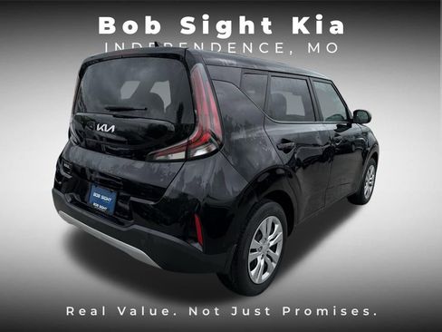 Certified 2023 Kia Soul LX FWD image 8