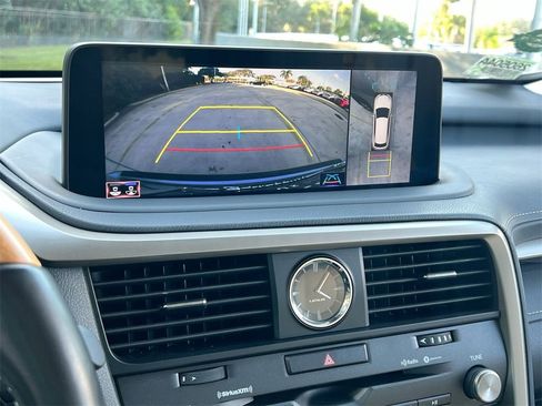 Certified 2022 Lexus RX 350L FWD w/ Premium Package image 16