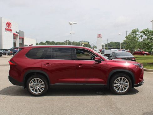 Used 2024 Toyota Grand Highlander Platinum image 22