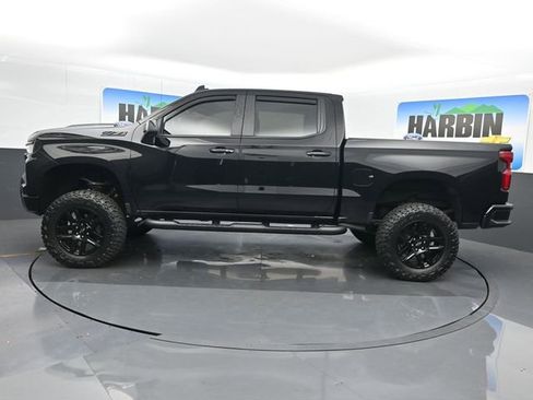 Used 2025 Chevrolet Silverado 1500 LT Trail Boss w/ LT Trail Boss Premium Package AWD/4WD image 2