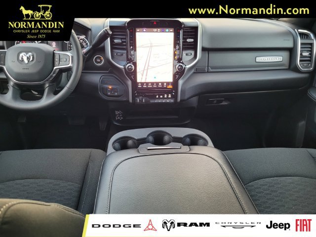 Used 2026 RAM 2500 Big Horn AWD/4WD image 6