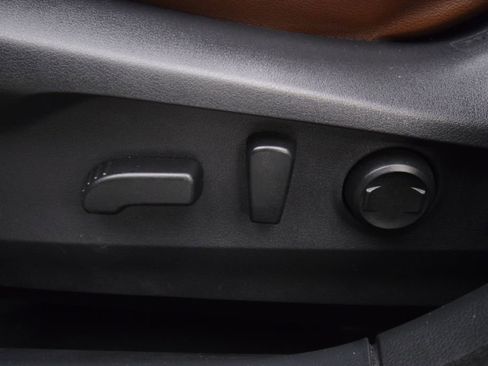 Used 2021 Subaru Outback Touring XT AWD/4WD image 29