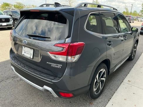Used 2024 Subaru Forester Touring w/ Convenience Package AWD/4WD image 7