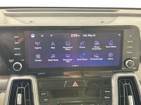 Used 2023 Kia Sorento SX Prestige w/ Panoramic Sunroof Package AWD/4WD image 13