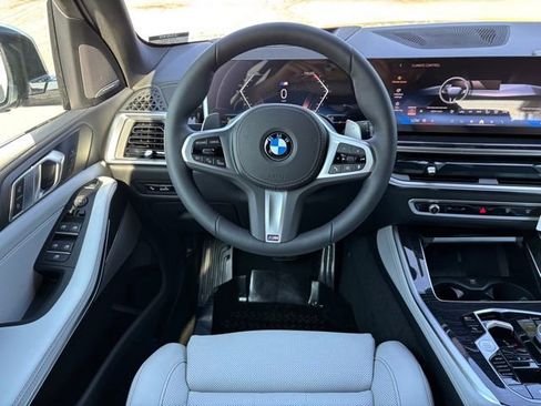 New 2026 BMW X5 xDrive40i AWD/4WD image 19