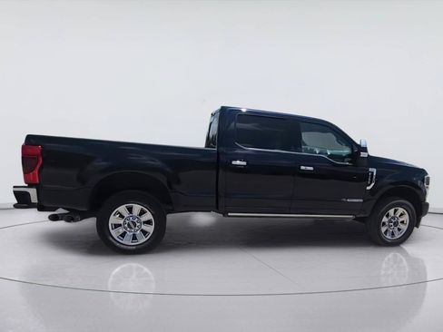 Used 2022 Ford F250 Platinum AWD/4WD image 9
