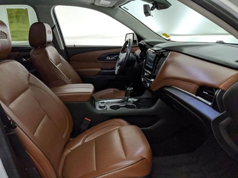 Used 2018 Chevrolet Traverse High Country image 28