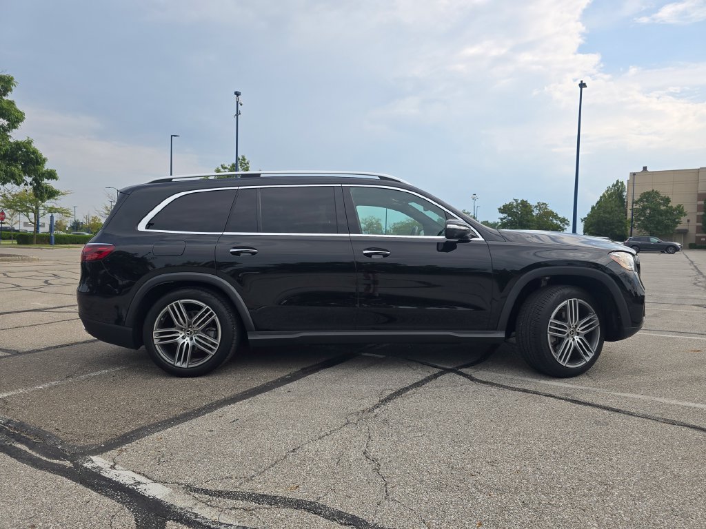 Certified 2024 Mercedes-Benz GLS 450 4MATIC image 21