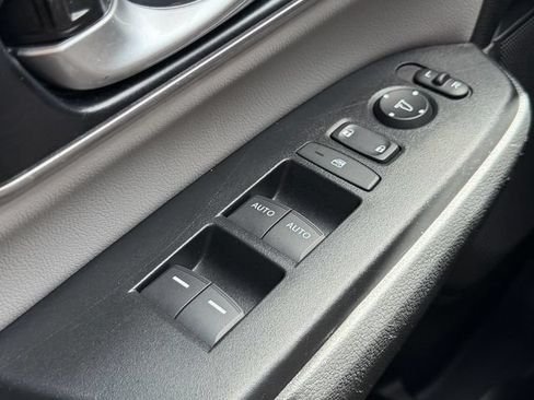 Used 2022 Honda CR-V EX-L image 29