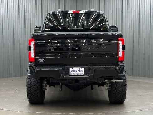 Used 2026 Ford F350 Platinum w/ FX4 Off-Road Package AWD/4WD image 4