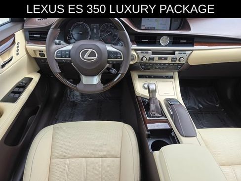 Used 2016 Lexus ES 350 w/ Luxury Package w/Wood Trim FWD image 20
