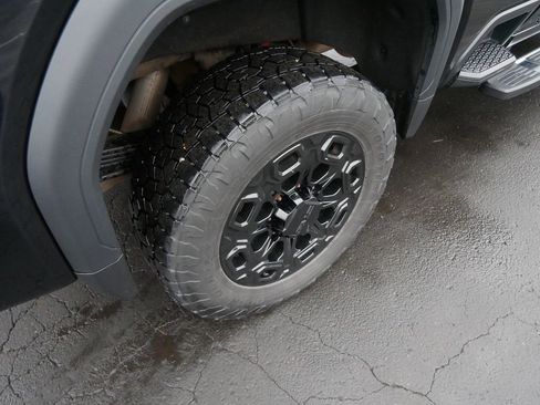 Used 2020 GMC Sierra 2500 Denali w/ Denali Ultimate Package image 8