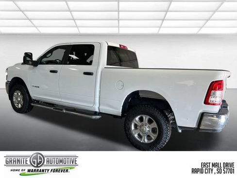 Used 2024 RAM 2500 Big Horn AWD/4WD image 4
