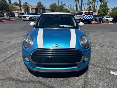 Used 2019 MINI Cooper 2-Door Hardtop FWD image 2