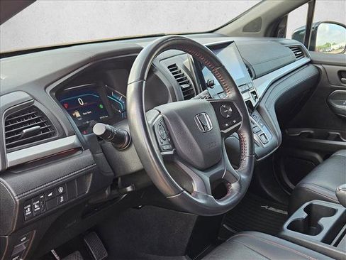 Used 2023 Honda Odyssey Sport image 10