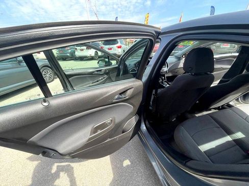 Used 2019 Chevrolet Cruze LT w/ LT Fleet Convenience Package image 9