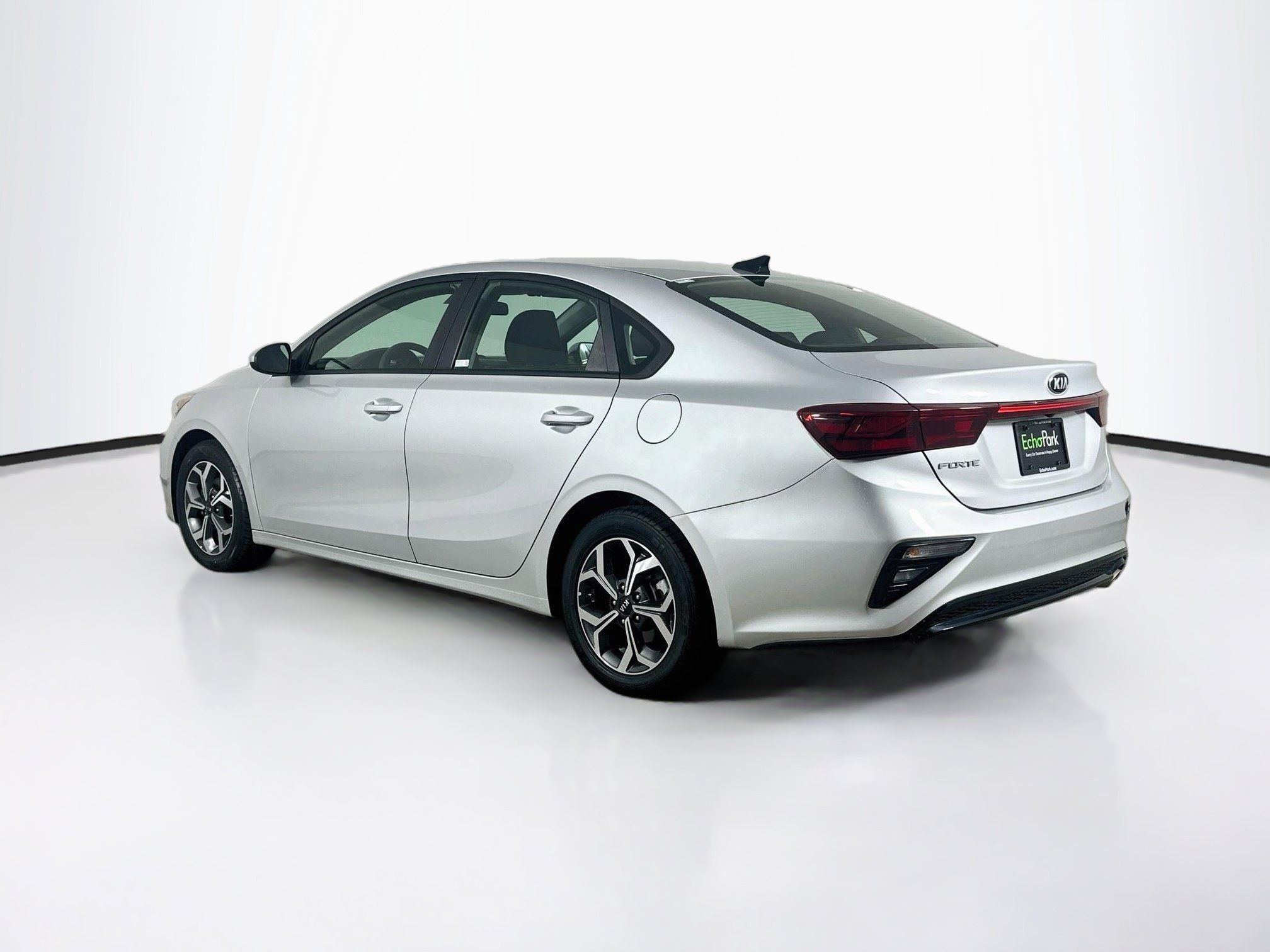 Used 2020 Kia Forte LXS FWD image 5