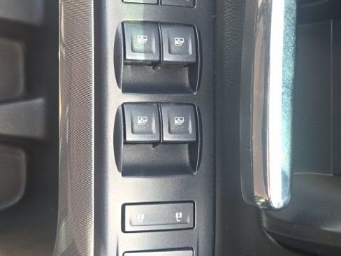 Used 2018 Chevrolet Silverado 1500 LT w/ True North Edition AWD/4WD image 18