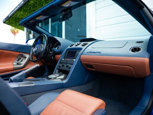 Used 2008 Lamborghini Gallardo Spyder AWD/4WD image 43