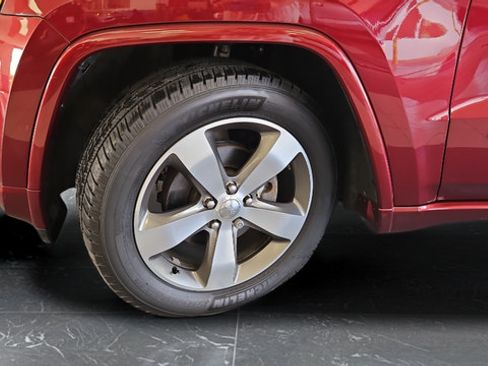 Used 2016 Jeep Grand Cherokee Overland AWD/4WD image 38