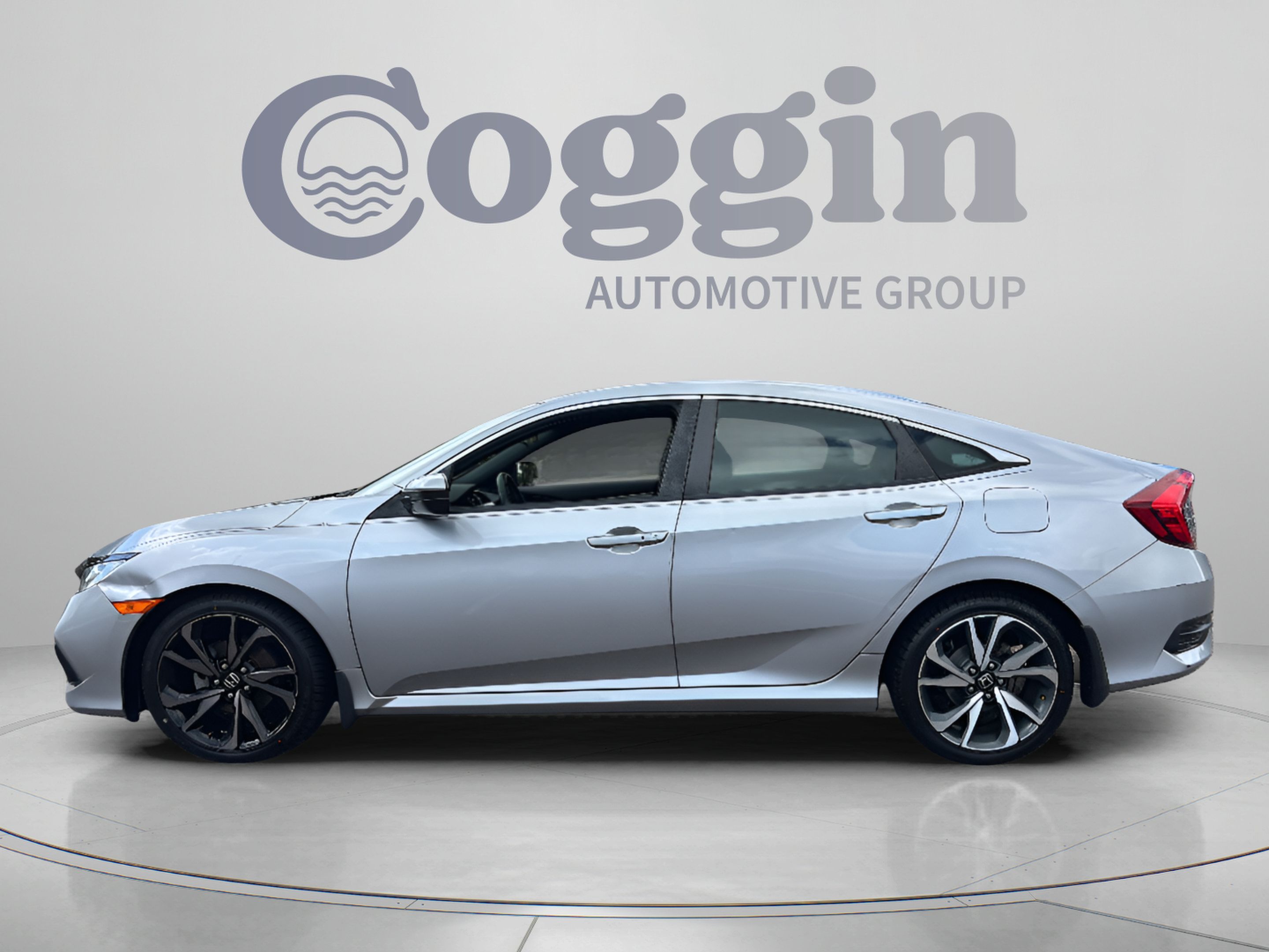 Used 2019 Honda Civic Sport image 2