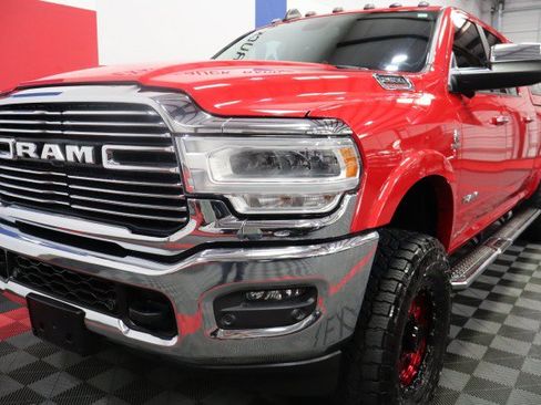 Used 2022 RAM 2500 Laramie AWD/4WD image 3