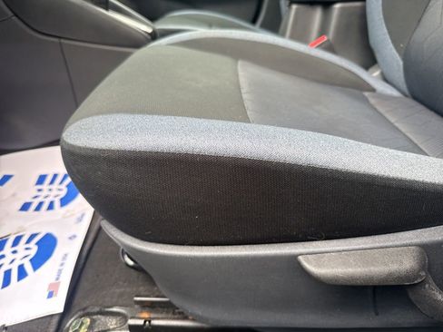 Used 2024 Nissan Versa SV FWD image 12