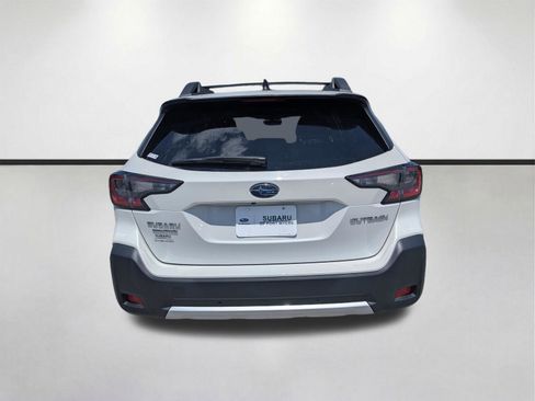 Certified 2024 Subaru Outback Limited AWD/4WD image 5