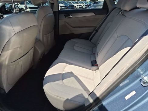 Used 2016 Hyundai Sonata SE FWD image 21