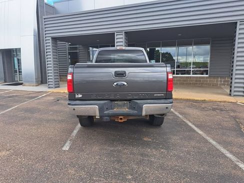 Used 2015 Ford F250 XLT w/ XLT Value Package AWD/4WD image 2