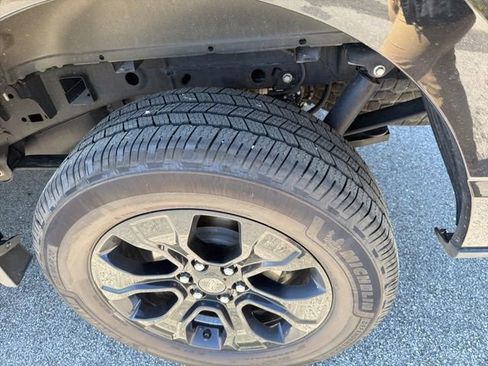 Used 2022 Ford F150 Lariat w/ Equipment Group 502A High image 22