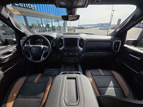 Used 2021 Chevrolet Silverado 2500 LTZ w/ Carhartt Edition AWD/4WD image 19