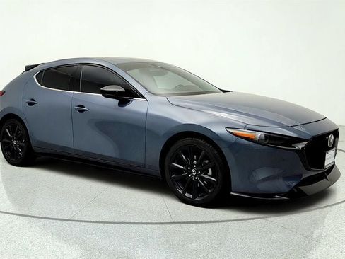 Used 2023 MAZDA MAZDA3 Hatchback w/Premium Plus Pkg AWD/4WD image 3