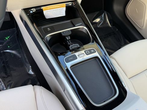 New 2026 Mercedes-Benz GLB 250 4MATIC image 23