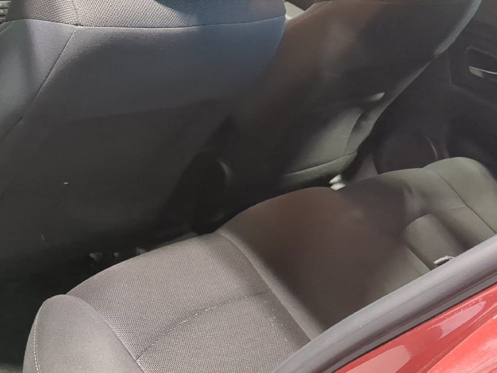 Used 2016 Chevrolet Cruze LT FWD image 21