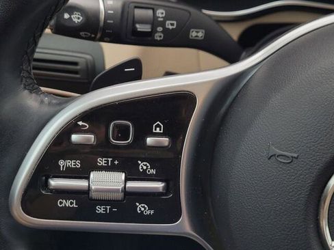 Used 2020 Mercedes-Benz GLC 300 GLC 300 image 15