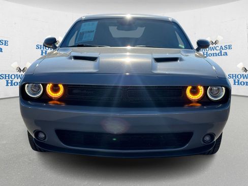 Used 2023 Dodge Challenger SXT w/ Blacktop Package image 10