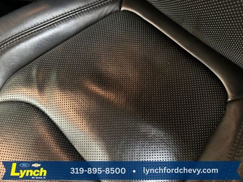 Used 2018 Jeep Cherokee Overland image 9