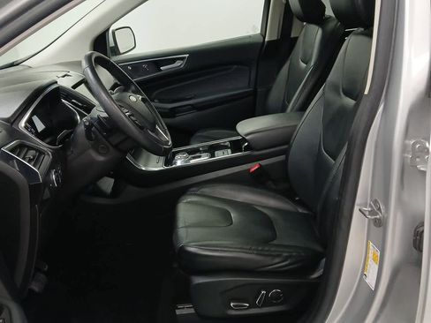 Used 2019 Ford Edge Titanium w/ Cold Weather Package image 9