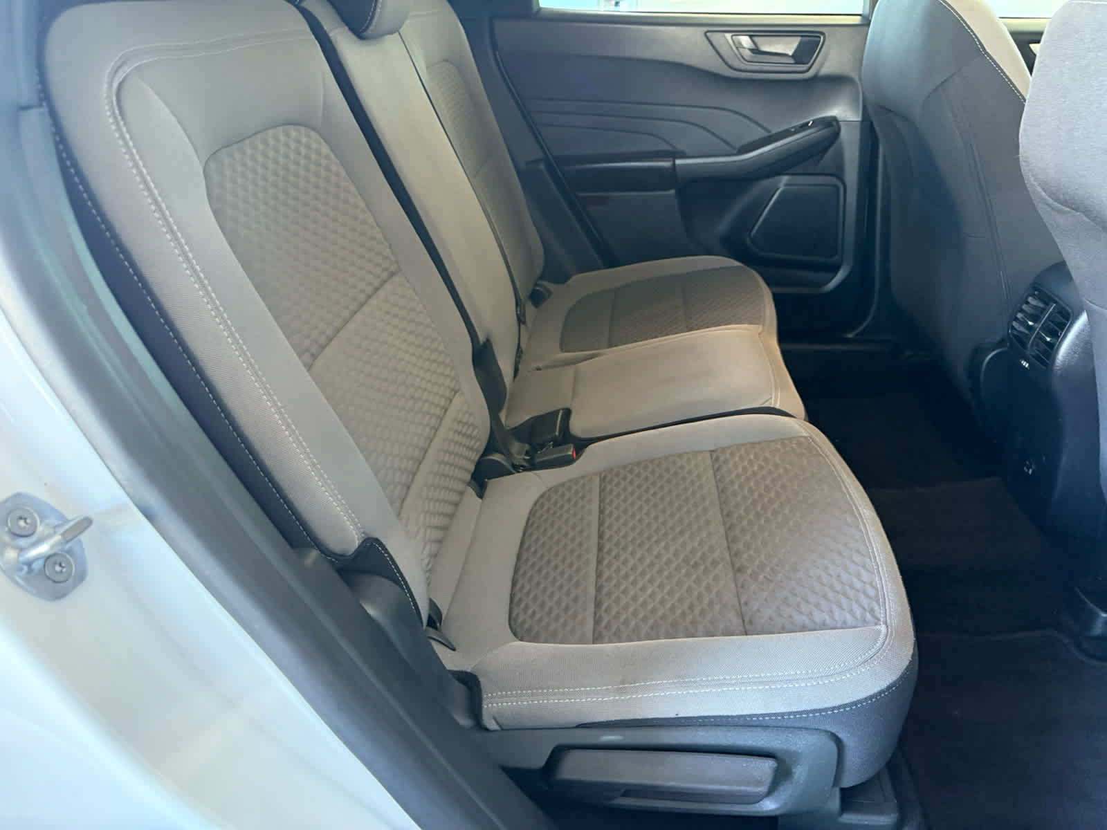 Used 2022 Ford Escape SE w/ Cold Weather Package FWD image 7