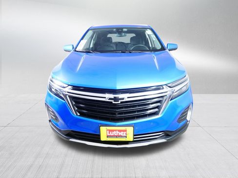 Used 2024 Chevrolet Equinox LT AWD/4WD image 2