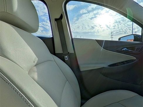 Used 2024 Chevrolet Malibu LT image 29