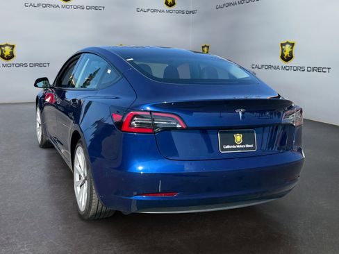 Used 2023 Tesla Model 3 Standard Range RWD image 3